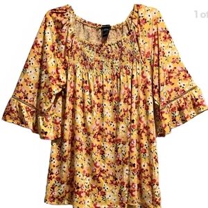 1X Robert Louis Top Yellow Floral 3/4 Ruffle Sleeves Ruching Square Neck